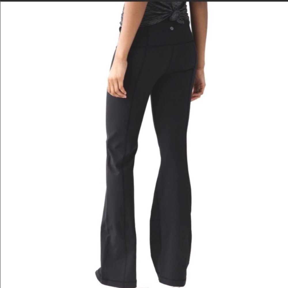Lululemon Black Groove Pants Size 6 Flare Pants